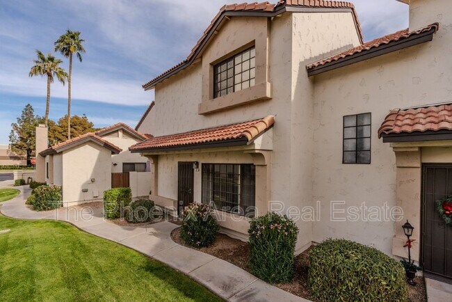 Building Photo - 2985 N Oregon St