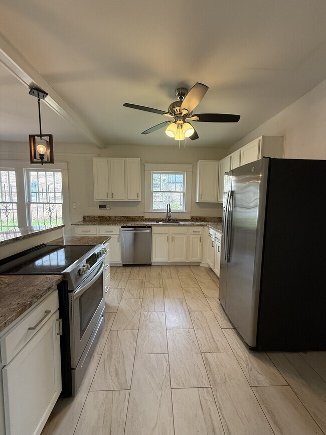 Foto del edificio - 1225 15th Way SW