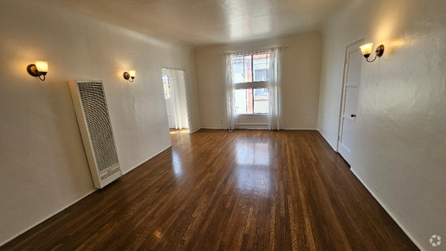 Building Photo - 1421 Echo Park Ave