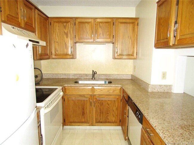 Foto del edificio - 119 Kinney St