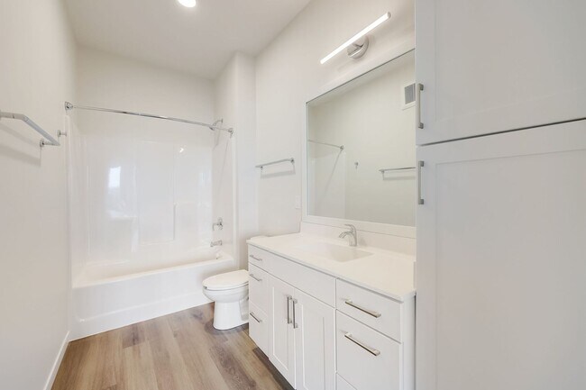 Interior Photo - CR Crossing