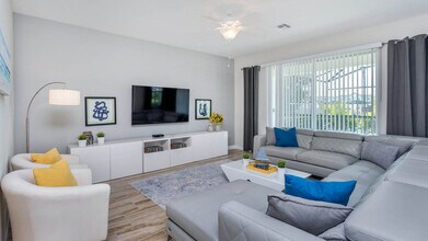 Building Photo - 4741 Kings Castle Cir