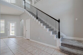 Building Photo - 30806 Academy Trace Dr