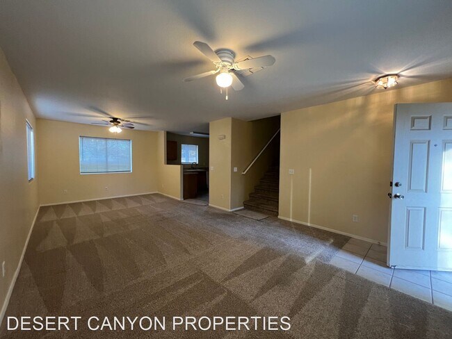 Building Photo - 4 br, 2.5 bath House - 1022 E Renegade Trail
