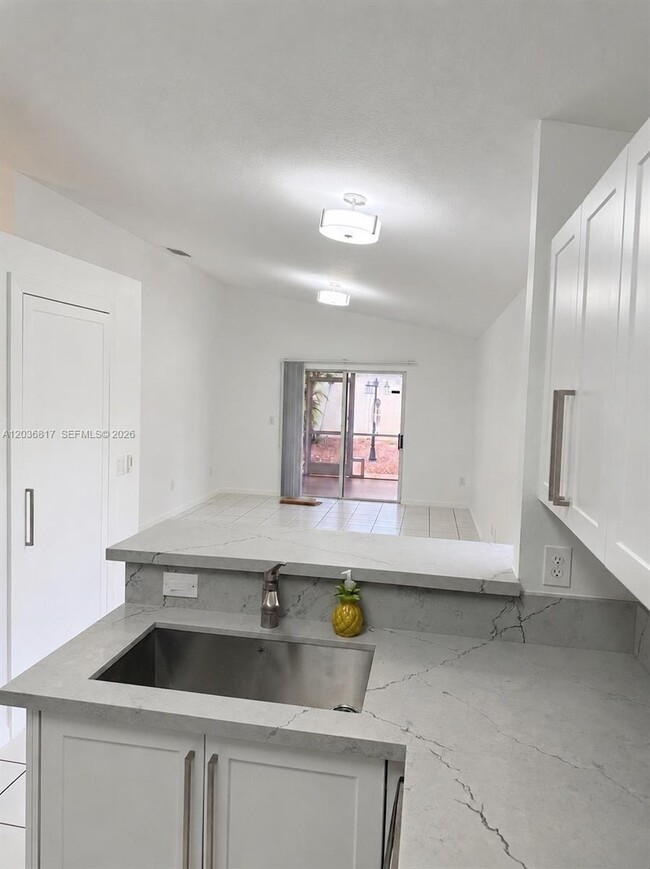 Foto del edificio - 14721 Vista Verdi Rd