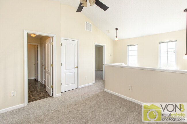 Building Photo - 555 Fox Creek Crossing