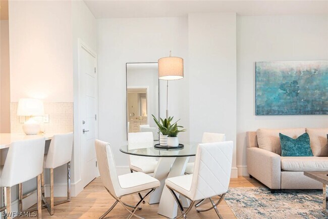 Foto del edificio - 101 8th St S