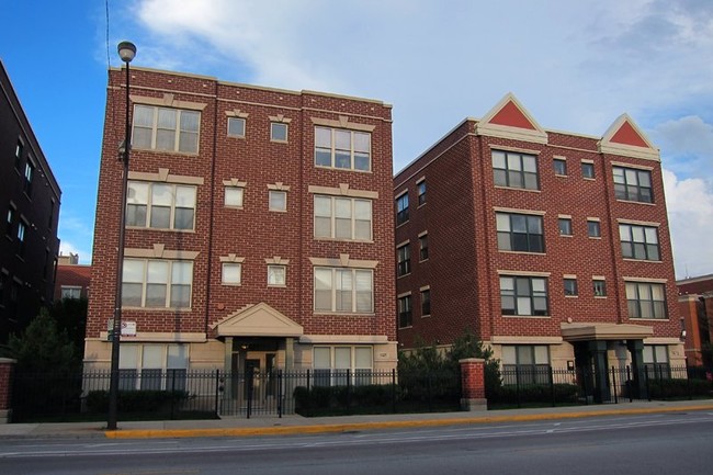 Building Photo - 1421 Halsted N St