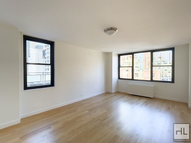 Building Photo - EAST 49 STREET