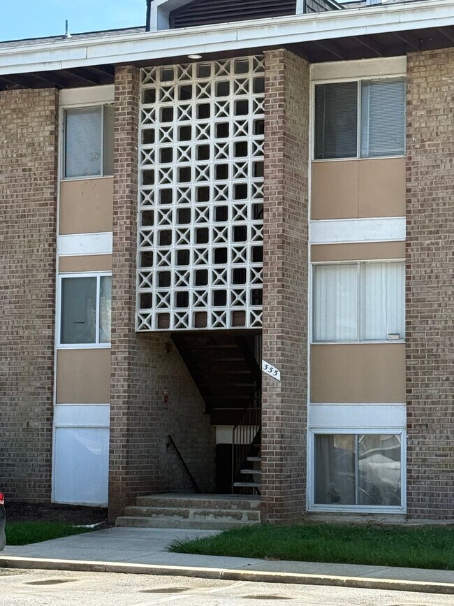 Foto del edificio - 512 Wilson Bridge Dr
