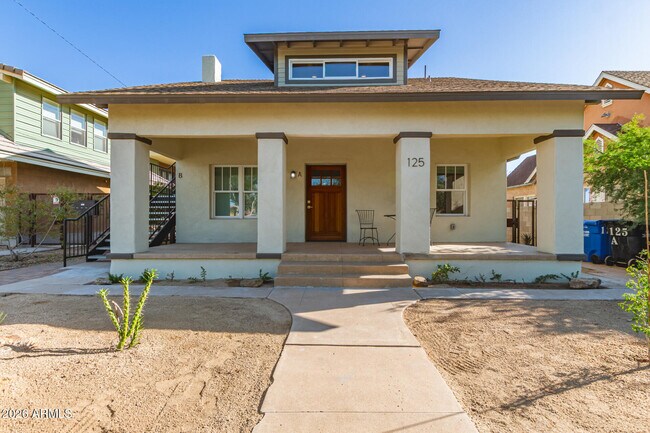 Building Photo - 125 N 11th Ave