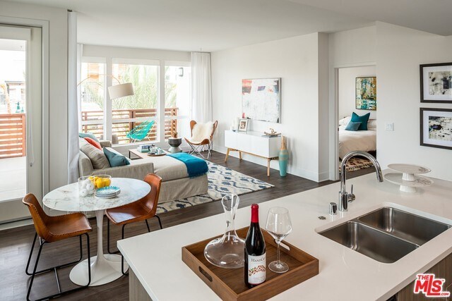 Foto del edificio - 12760 Millennium Dr