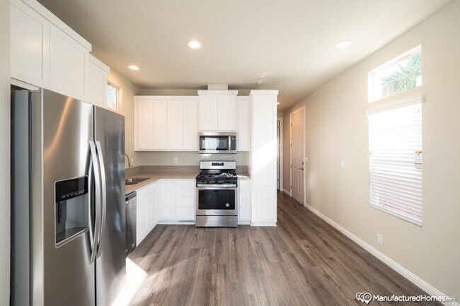 Foto del edificio - 34052 Doheny Park Rd