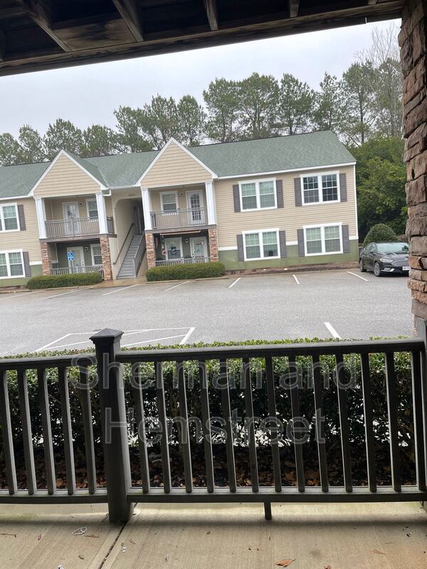 Foto del edificio - 3301 London Ct SW