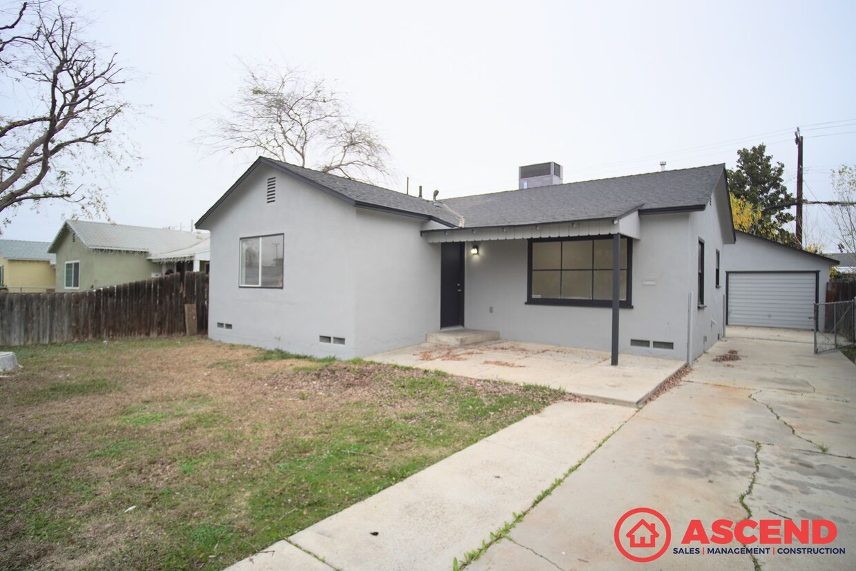 Primary Photo - Cozy 2-bedroom, 1-bathroom home