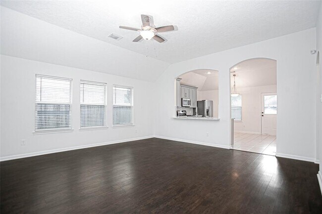 Foto del edificio - 2434 Sandy Fields Ln