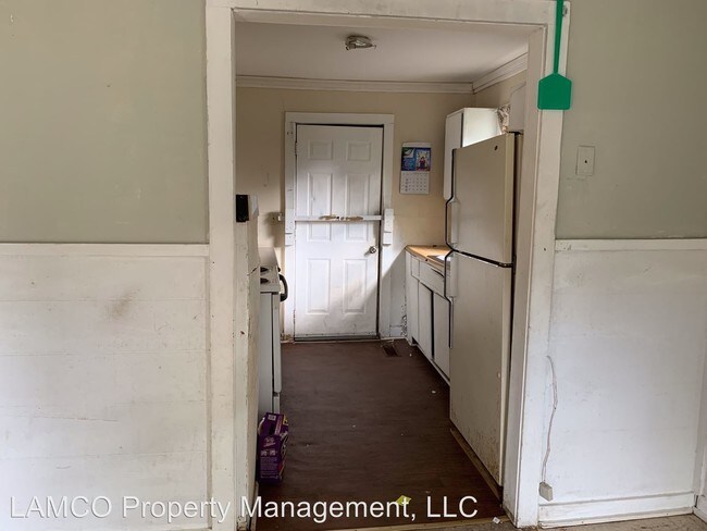 Building Photo - 3 br, 1 bath Apartment - 111 S Eighth St