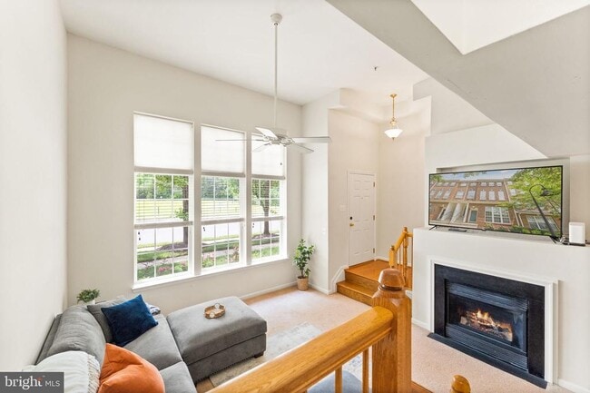 Building Photo - 15418 Rosemont Manor Dr