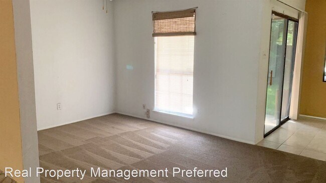 Building Photo - 3 br, 2 bath House - 15519 Rio Del Sol Dr