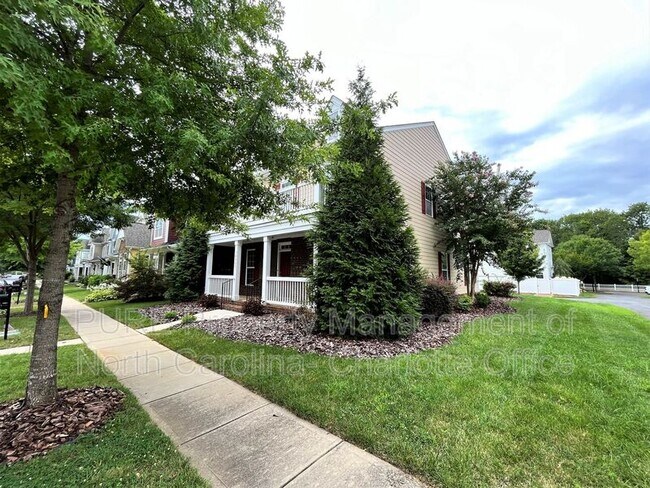 Building Photo - 10330 Royal Winchester Dr