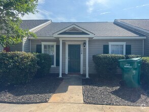 Building Photo - 104 Ansley Ct