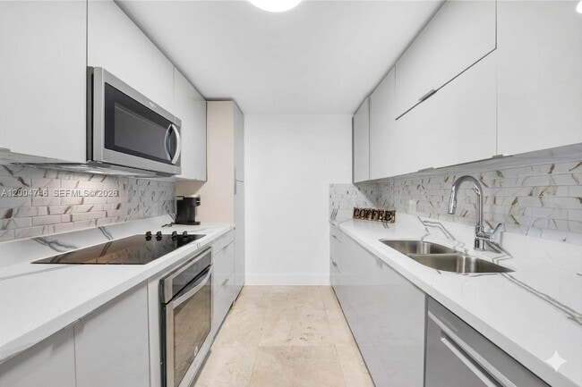Foto del edificio - 500 NE 29th St