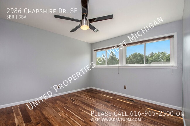 Building Photo - Available Now | 3 Bedroom 3 Bath Townhome ...
