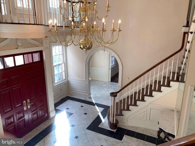 Foto del edificio - 1124 Savile Ln