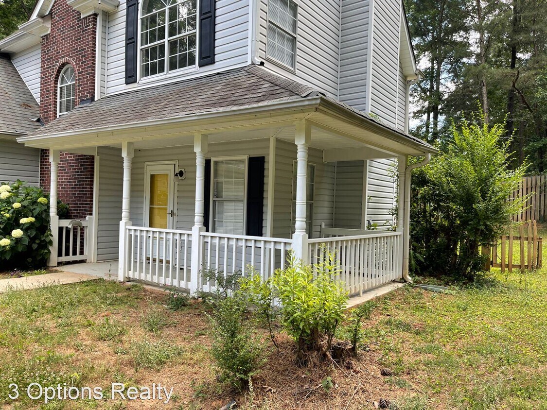 3 br, 2.5 bath House 55 The Falls Blvd House Rental in Covington
