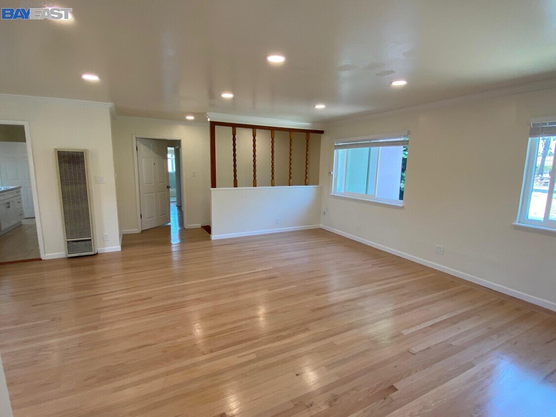 Foto principal - 820 Island Dr