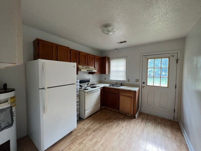 Building Photo - 130 Billy Mikell Rd.