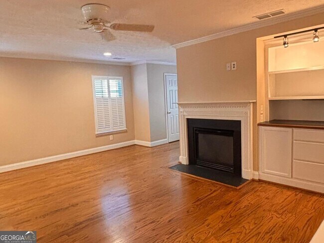 Building Photo - 120 Cedar Bay Cir