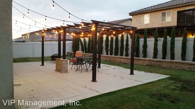 Building Photo - 15929 Golden Meadow Ln