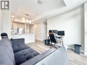 Building Photo - 60 Charles St W