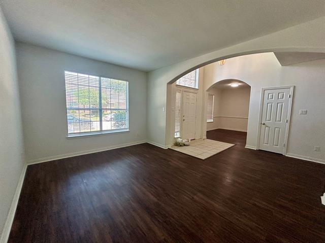 Building Photo - 1620 Clarke Springs Dr