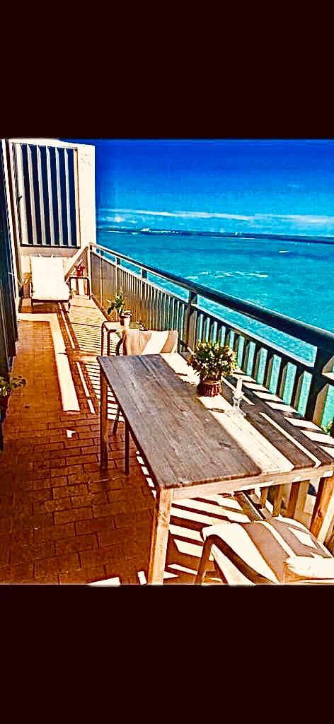 Building Photo - 540 Brickell Key Dr