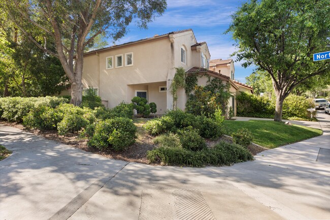 Building Photo - 27836 Sweetwater Ln