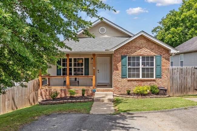 Building Photo - 2301 18th Avenue N