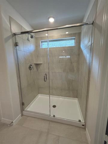 Foto del edificio - 520 Midnight Oak Dr