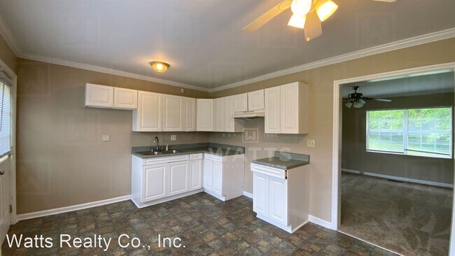Building Photo - 3 br, 2 bath House - 1135 Curtis Lane