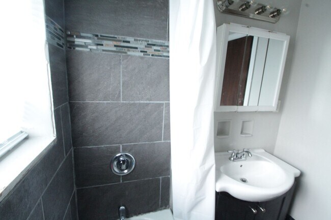 Foto del edificio - 1 Bedroom on S High St