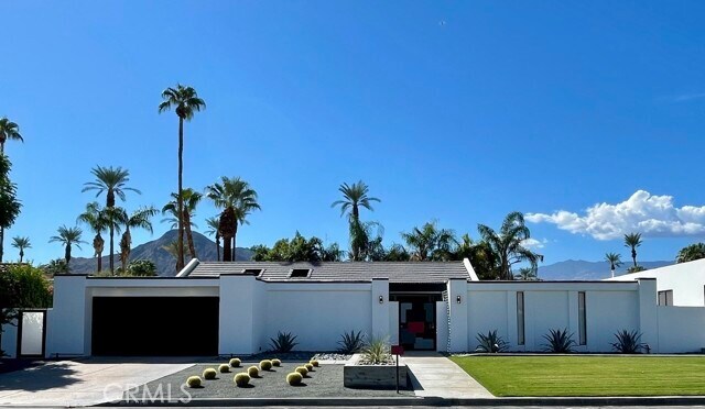 Primary Photo - 75407 Montecito Dr