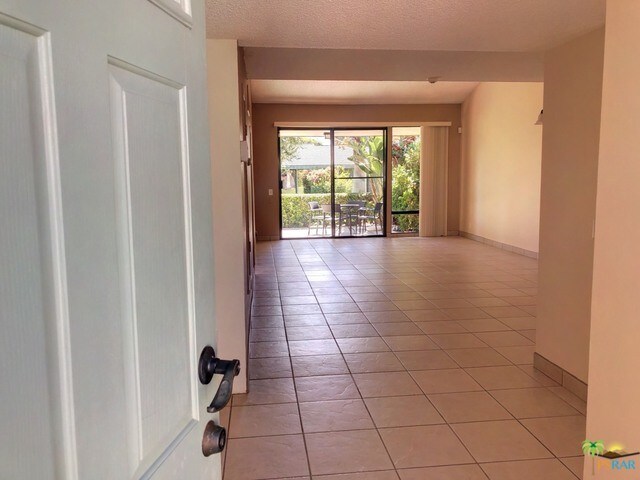 Building Photo - 1004 St Lucia Cir