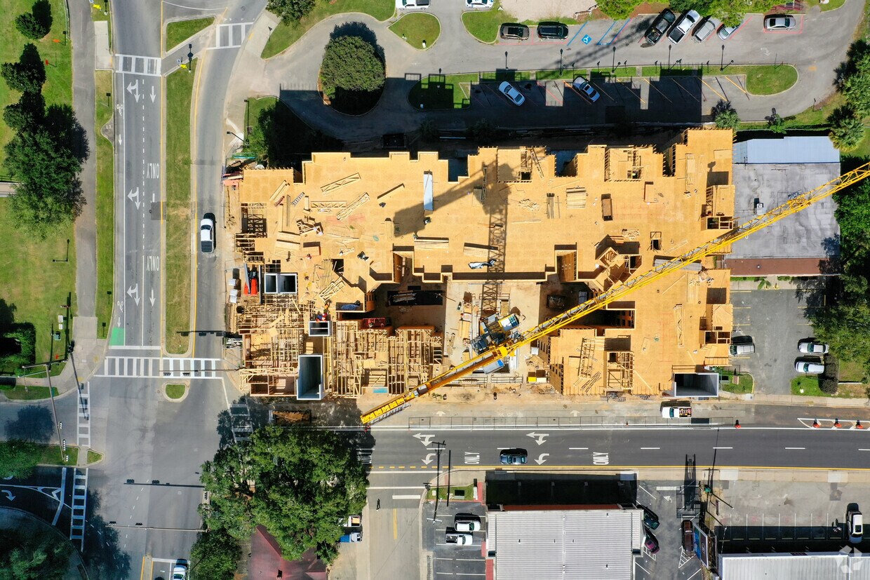 Aerial Photo - StateHouse Varsity