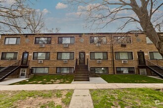 Building Photo - 523 N Genesee St