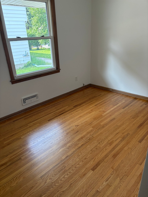 Foto del edificio - 1764 Pleasant St