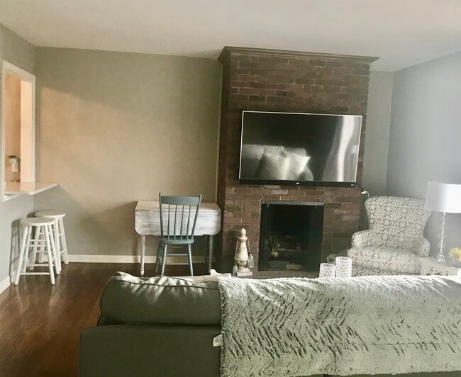 Building Photo - 4426 Jarboe St