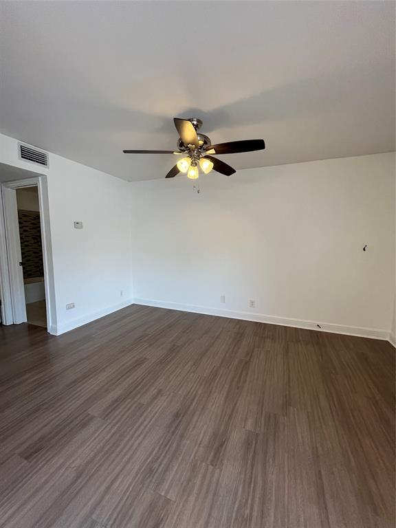 Foto del edificio - 500 E Riverside Dr