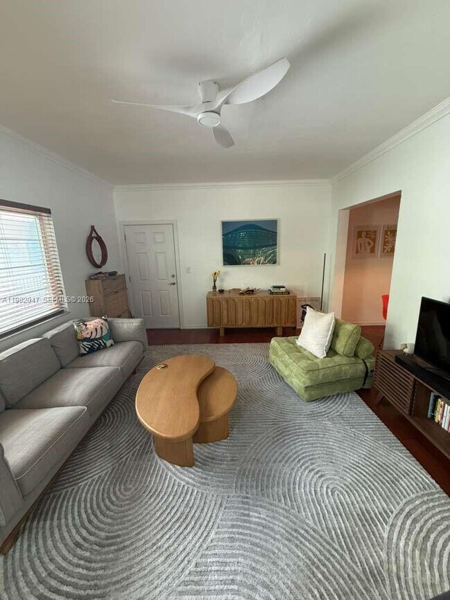 Building Photo - 901 Meridian Ave