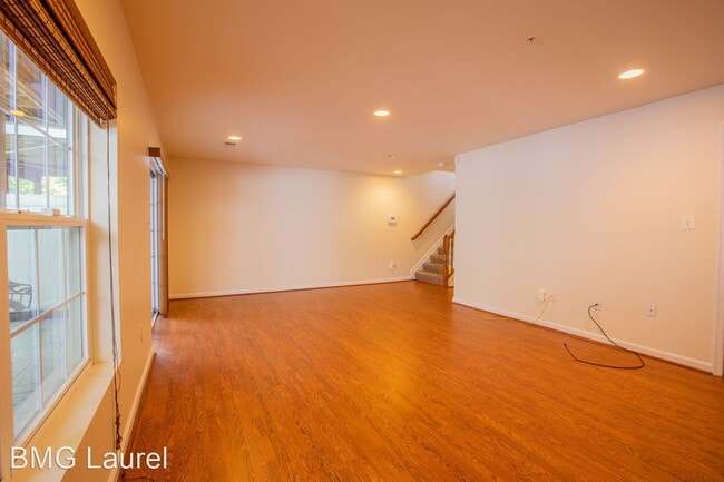 Building Photo - 3 br, 3.5 bath House - 8517 Crooked Tree Ln